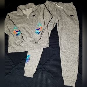 SOLD! Victoria's Secret Pink Set